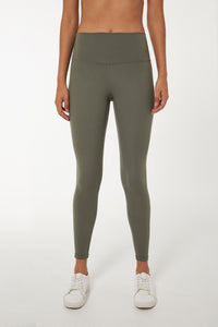 Pocketed High Waist Active Leggings