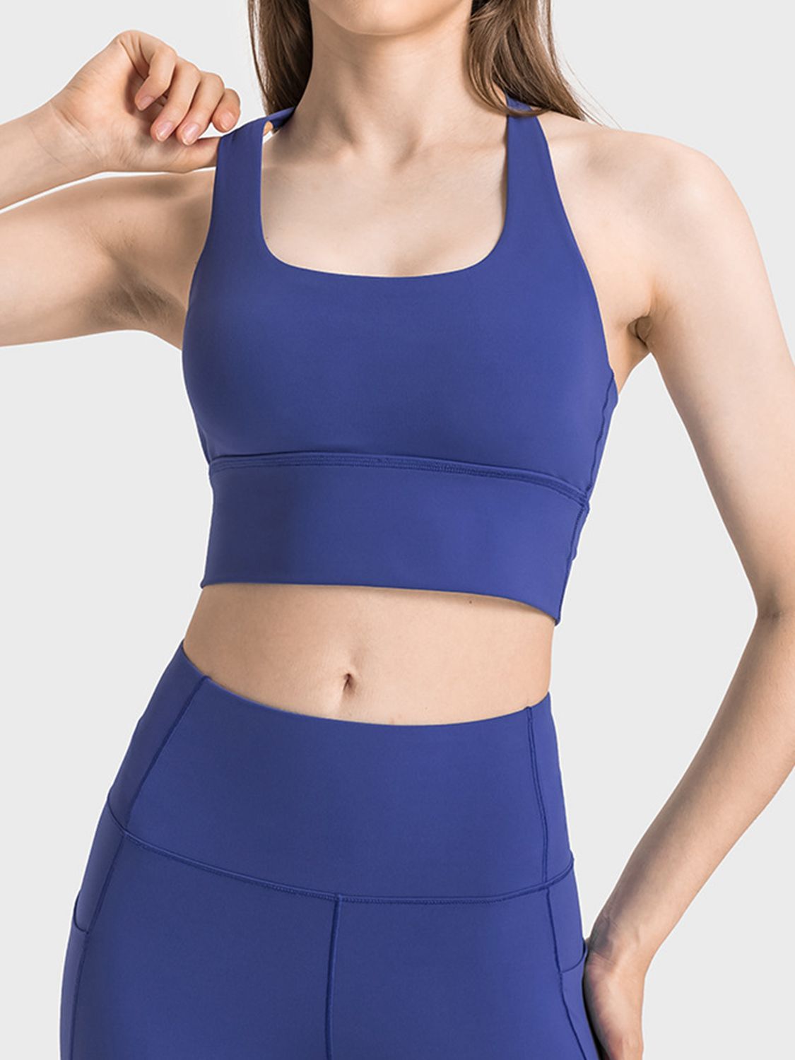 Scoop Neck Crisscross Straps Sports Bra