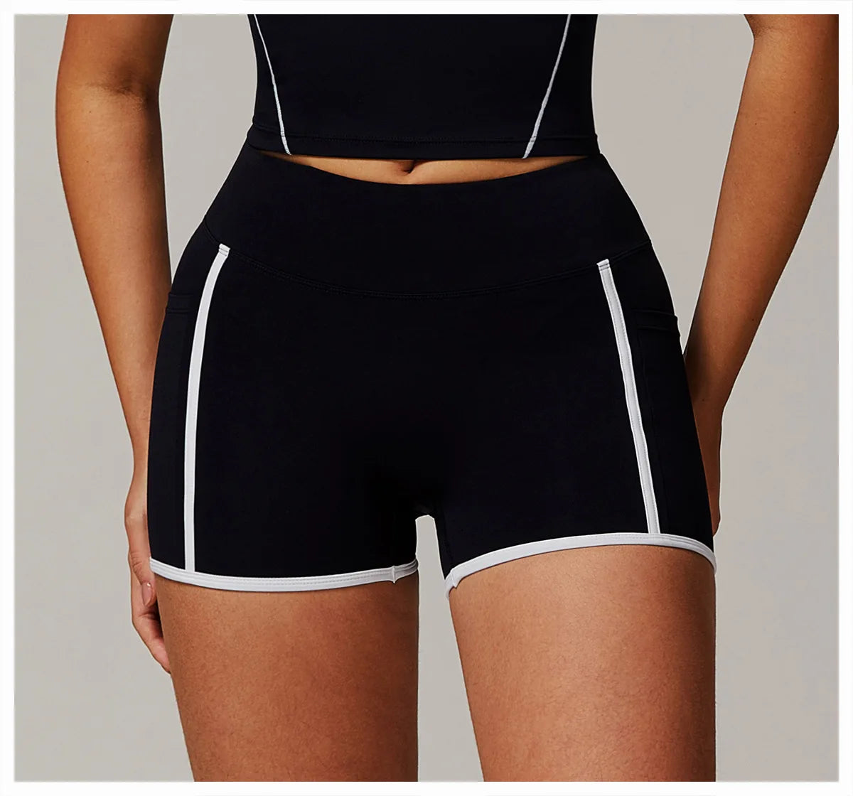 Elastic Yoga Shorts High Waist With pocket