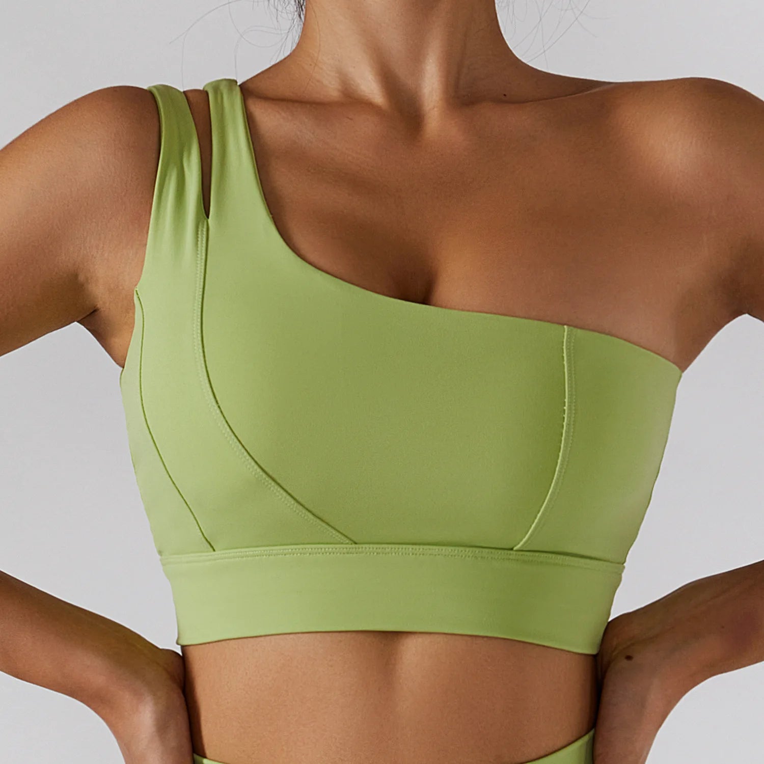 One High Active Shoulder Sports Bra