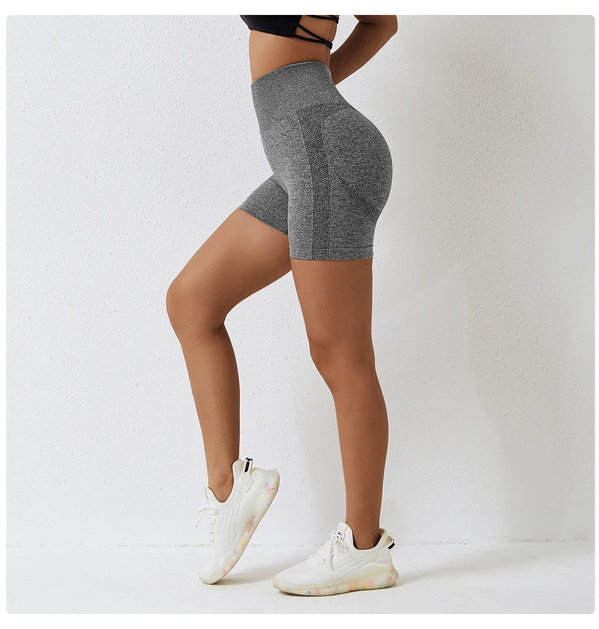 Seamless Peach Hip-Lifting High Waist Shorts