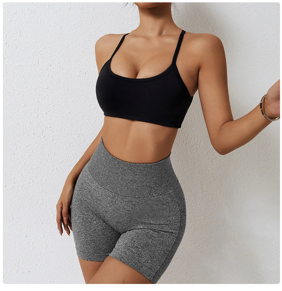 Seamless Peach Hip-Lifting High Waist Shorts