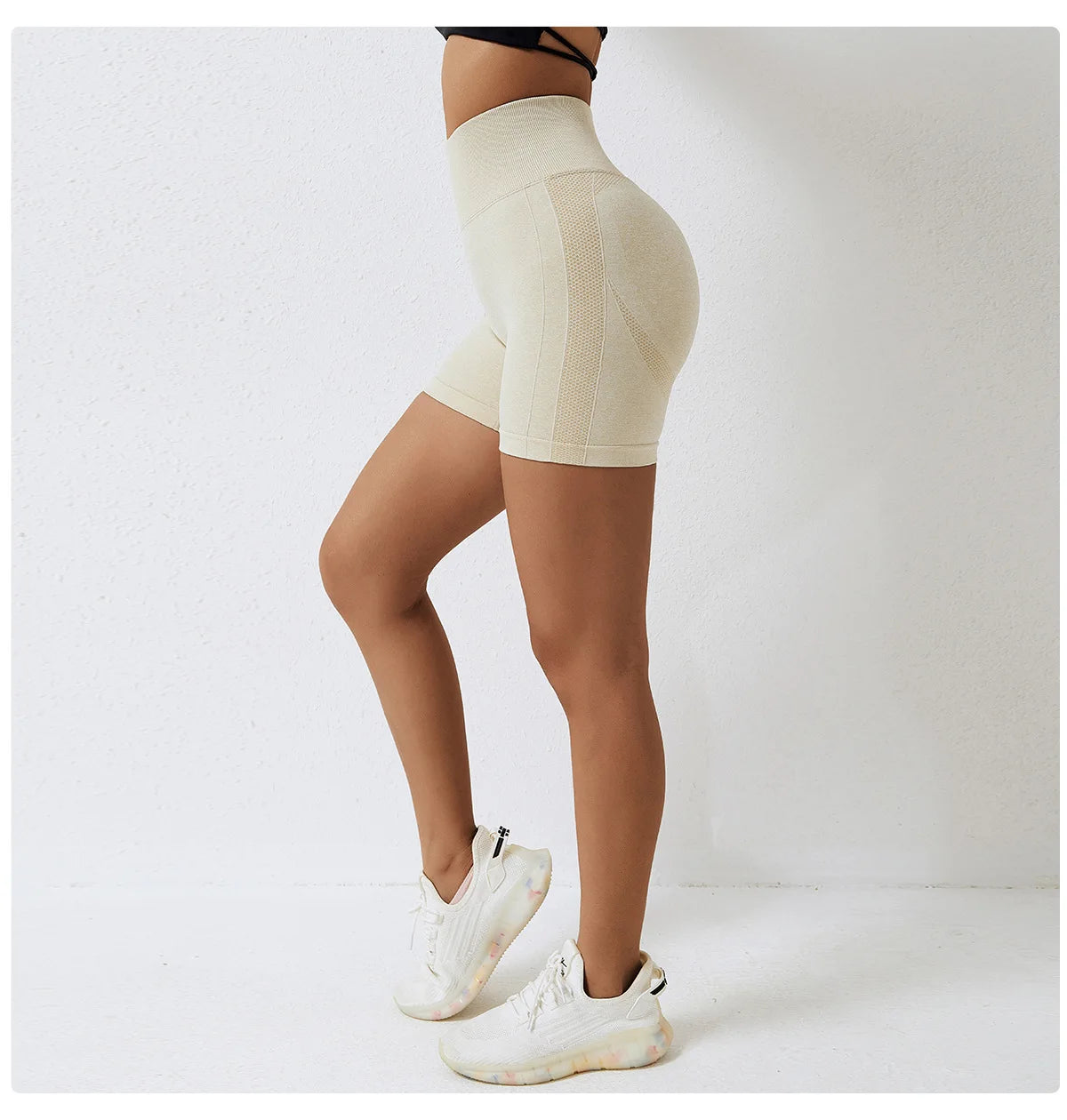 Seamless Peach Hip-Lifting High Waist Shorts