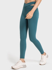 Crisscross Cutout Sports Leggings